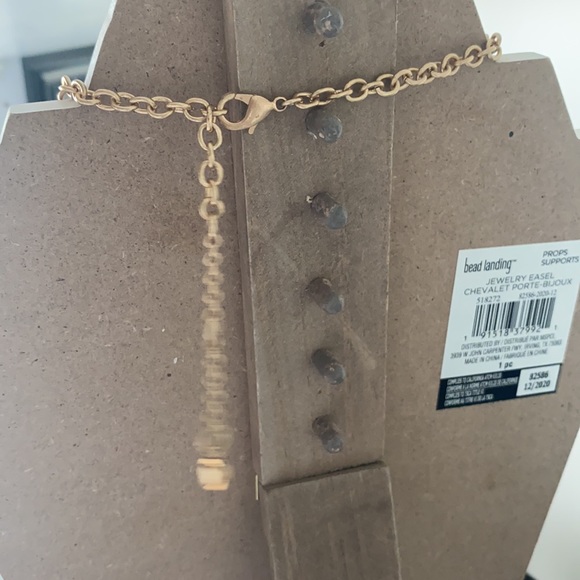 Down east Basics Necklace - Picture 3 of 4